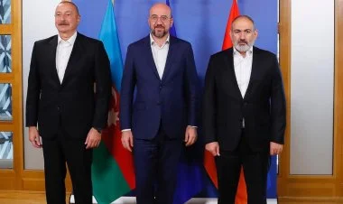 Əliyevin  Mişel və Paşinyanla görüşü başlayıb VİDEO