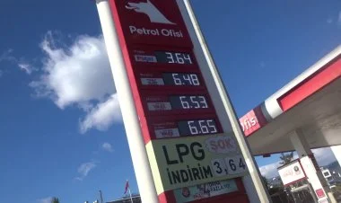 Türkiyədə benzinin qiyməti bir anda 20%-dən çox bahalaşıb