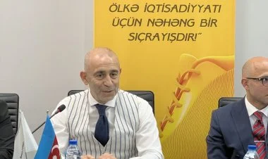 Vahid Mustafayev indi də fond bazarını “partladır"