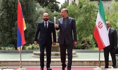 Ermənistan XİN rəhbəri Tehranda səfərdədir