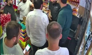 İstanbulda mağazada silahlı insident olub, iki nəfər ölüb