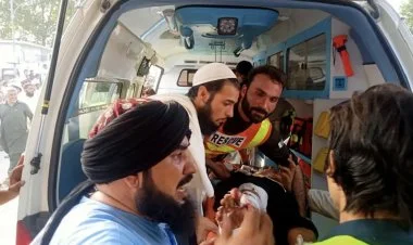 Pakistanda mitinq zaman partlayış baş verib, 40 ölü