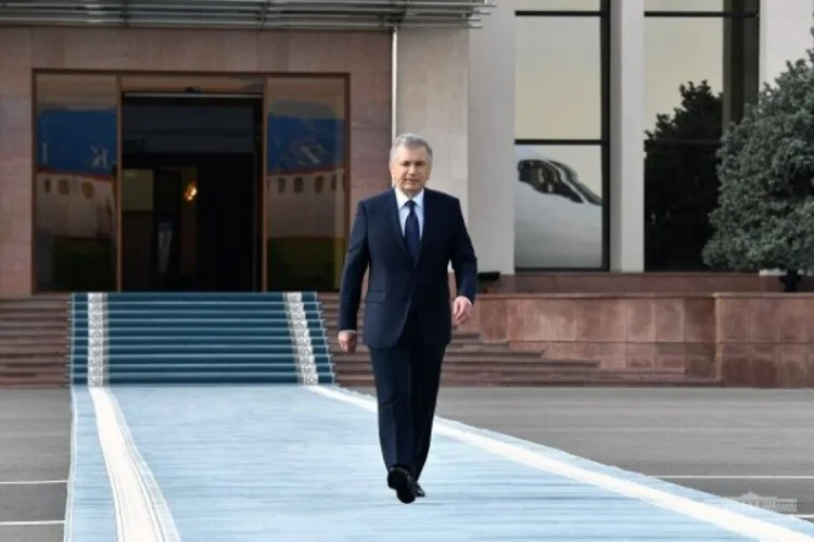 Özbəkistan Prezidenti Azərbaycana səfər edəcək