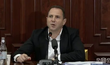 "BQ rəisi savaşın 4-cü günü müharibəni dayandırmaq istəyib"