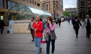 Ermənistan vətəndaşlarını Qarabağ  problemi az maraqlandırır