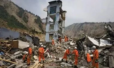 Çində güclü zəlzələ: 126 bina dağıldı, yaralılar var