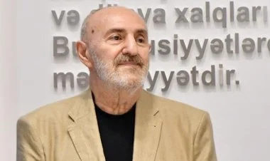 Akif İslamzadə "Şöhrət” ordeni ilə təltif edildi