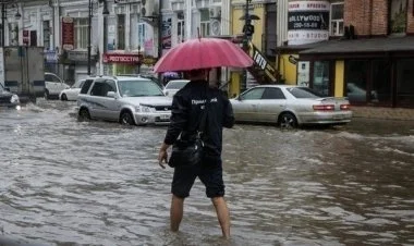 Rusiyada daşqın səbəbindən 2 min nəfər təxliyə olunub
