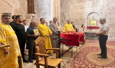 Alban-Udin icmasının nümayəndələri Xudavəng monastırında