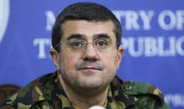 Arayik Arutyunyan müharibəyə görə dindiriləcək