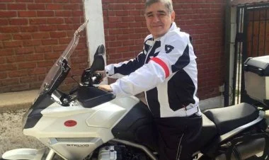 271 sərnişin daşıyan təyyarənin pilotu uçuş zamanı ölüb