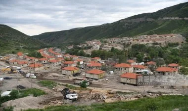 Sabah Laçının Zabux kəndinə ilk köç başlayır