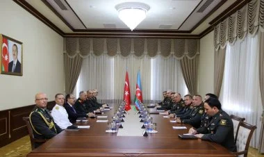 İki ölkənin Baş Qərargah rəisləri Bakıda bir araya gəliblər