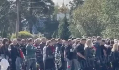 Sankt-Peterburqda Yevgeni Priqojini torpağa tapşırırlar