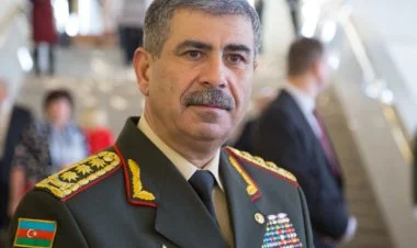 Azərbaycanın müdafiə naziri Türkiyədə səfərdədir