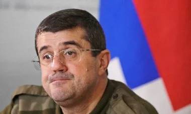 Arayik Arutyunyan istefa verir