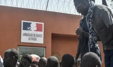 Fransanın Nigerdəki səfirinin toxunulmazlığı ləğv edildi