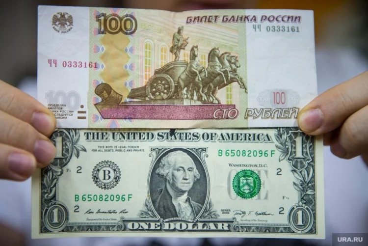 Bir dolların qiyməti 100 rubla yaxınlaşır