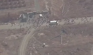 Separatçılar Ağdam-Xankəndi yoluna sədlər çəkirlər