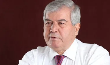 Sabir Rüstəmxanlının partiyasının sənədləri qəbul edildi