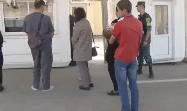 Ermənilər Laçın DSKM-dən keçib, Gorusa yollanırlar