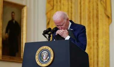 Afroamerikalı işçiləri təhqir edən Baydeni Ağ Ev xilas edib