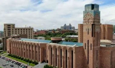 İrəvanda paytaxtın nümayəndəli orqanına seçkilər keçirilir