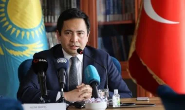 Qazaxıstanın Azərbaycandakı səfirindən Azərbaycana dəstək