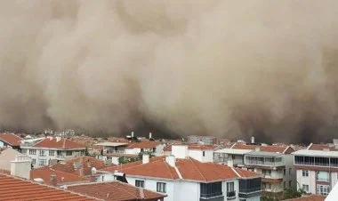 İranda toz fırtınası 1632 nəfəri xəstəxanalıq etdi