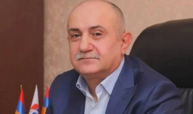 Samvel Babayan Xankəndidən İrəvana qaçıb