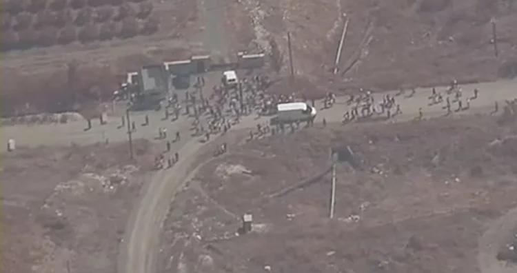Separatçılar Ağdam-Xankəndi yoluna sədlər çəkirlər