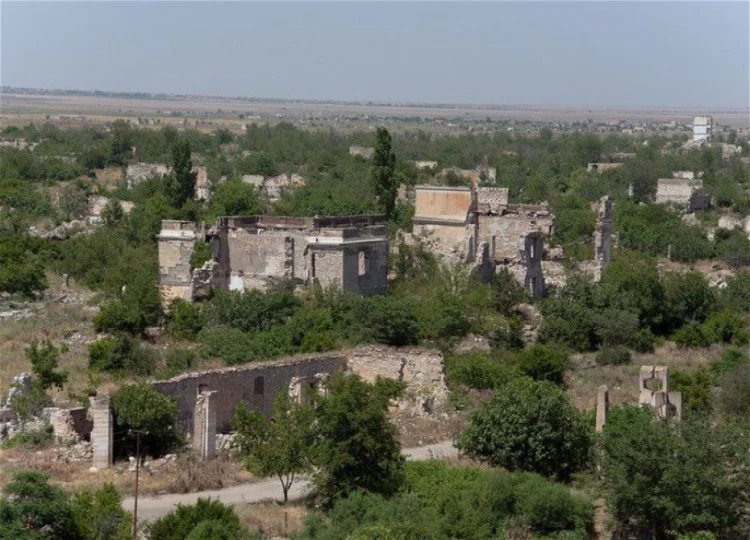 Baş Qərvənd kəndində Ağıllı Kənd layihəsi həyata keçirilir