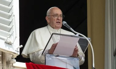 Roma Papası Qarabağdan danışıb