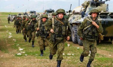 Rus hərbçiləri  Gümrüdə gözlənilmədən hərbi təlim keçirir