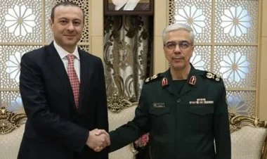 Armen Qriqoryan Məhəmməd Baqiri ilə sərhədləri müzakirə edib