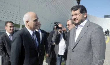 İranlı nazirin təyyarəsi Zəngilan hava limanına eniş edib