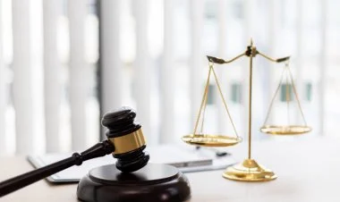 Casusluqda ittiham olunan iranlı həkim 12 il həbs olundu