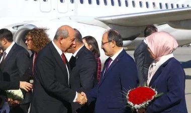 Şimali Kipr Prezidenti Bakıya gəlib FOTO