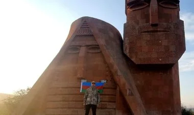 Araz İmanov bu şəklə görə işdən çıxarılıb?