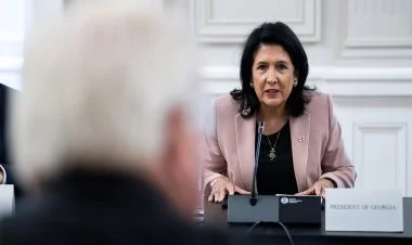 Konstitusiya Məhkəməsi Prezidentin impiçmentinə imkan verdi