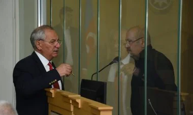 Vaqif Xaçaturyan Azərbaycan xalqından üzr istədi