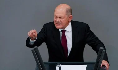 Almaniya kansleri Olaf Şolts Putinə həyasız dedi