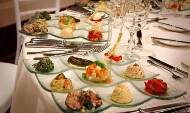 Ötən ay əhali restoranlara 170 mln. manat pul xərcləyib