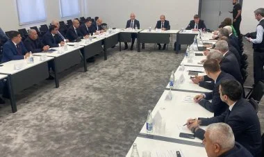 Laçında işçi qrupun iclası keçirilir