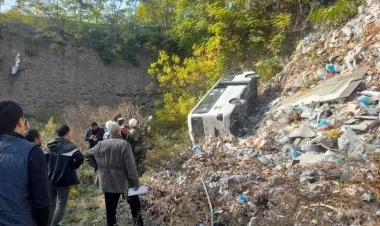 Gəncədə mikroavtobus aşıb, 7 nəfər xəsarət alıb