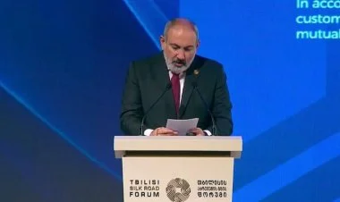 Paşinyan Türkiyə və Azərbaycanla yolların açılması barədə