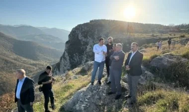 İraq parlamentinin deputatları Şuşa şəhərində olublar