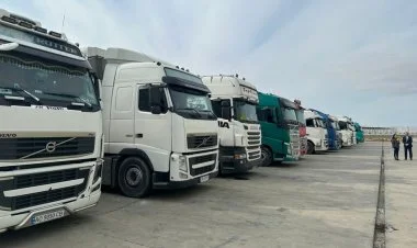 Azərbaycandan Ukraynaya humanitar yardım yola salındı