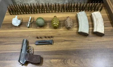 Vətəndaş tapdığı silah-sursatı polisə təhvil verdi