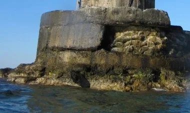 Türkiyə Yunanıstanın nəzarətindəki adanı geri aldı